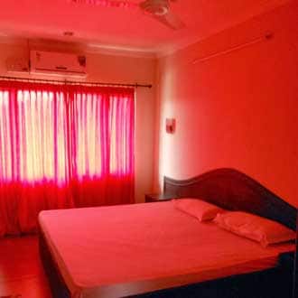 Silver Heights Homestay, Valparai 2